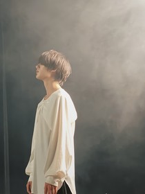 丁程鑫：時(shí)光與愛共沉眠