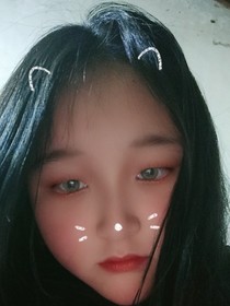 霸道总裁别想亲我