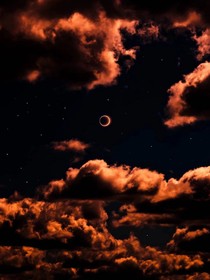 夜霖翎