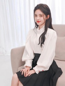 青春有你2：坤學長和一群女人愛上我——d732