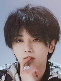 华晨宇：哥哥轻点宠