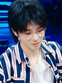 华晨宇:星河皓月