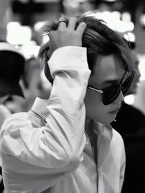 BTS：乱情-d099
