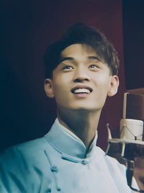 秦霄賢：一世情深