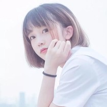 喜欢游戏的女孩