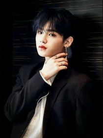 黄明昊：她很奈斯