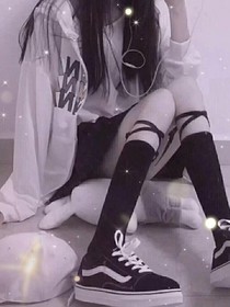 電競女帝是蘿莉