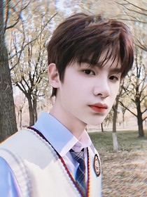 黃明昊：青梅九分甜