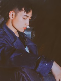 王九龍：對家我看你有點甜