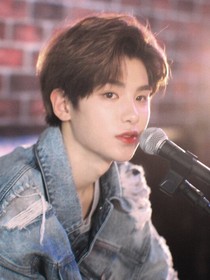 黃明昊：星星撞月亮