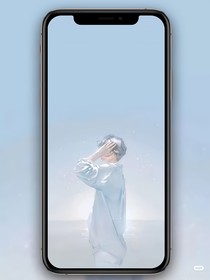 在远方的他