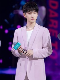 周震南——青梅竹馬暗戀我