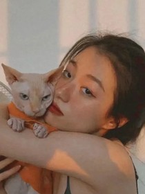 人间尤物的她