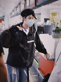 任豪：我愿为你热泪盈眶