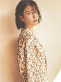 R1SE：女配寶貝懷里寵