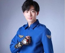 奥特曼之男友优辛