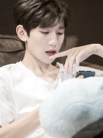 王源：危險(xiǎn)下愛的雙眸