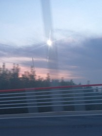 藍(lán)色海上月