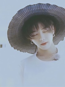 華晨宇：德云大師姐-d417