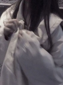 ……女扮男裝闖校園……