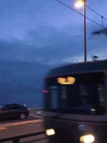何九华：星河不及你