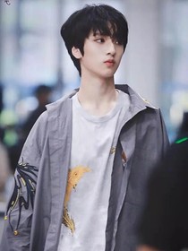 嚴(yán)浩翔與我的故事