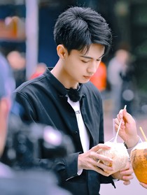 （秦霄賢）歲月漫長