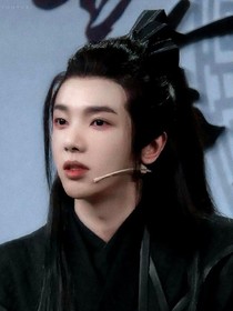 华晨宇：虚构之春