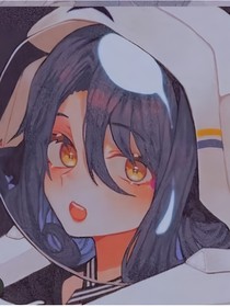 她的目光