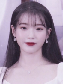 全明星：她女扮男裝