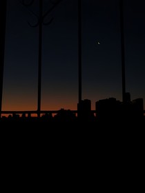 白月落，夜沉沉
