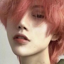女扮男裝混德云