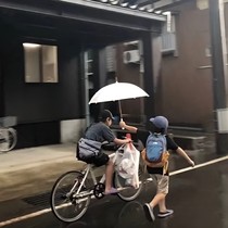 不喜欢世界，只喜欢你