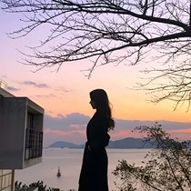 富家公子的漂亮女友