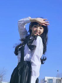 她們