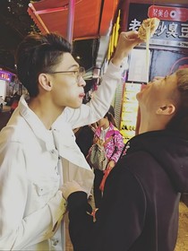 你与清风皆过客，步步清风再无你