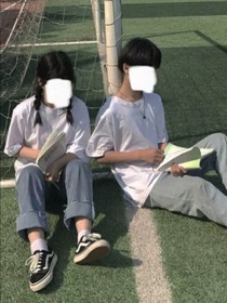 会有人替我来爱你