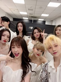 THE9與NPC的大學(xué)戀愛