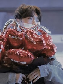 张艺兴：我想你爱我