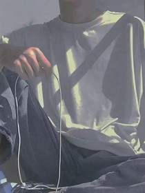 礉