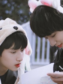 何盼two
