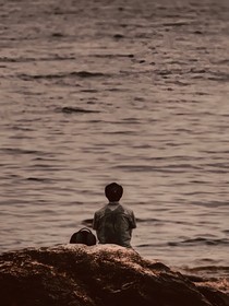 你從遙遠的黃昏落下