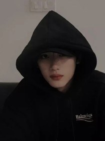 丁程鑫：姐姐超飒