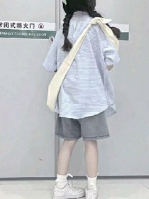 她和她的小初恋