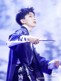 马嘉祺：宝宝，让老公亲一下！