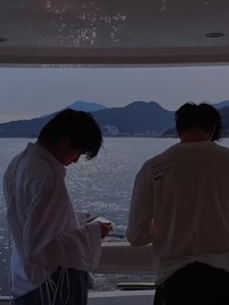 轩笑随文