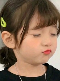 秦霄贤有个可爱的小女儿