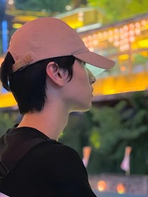 严浩翔：青春盛宴