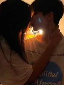 黑夜里的暗光