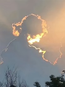 雨中晴
